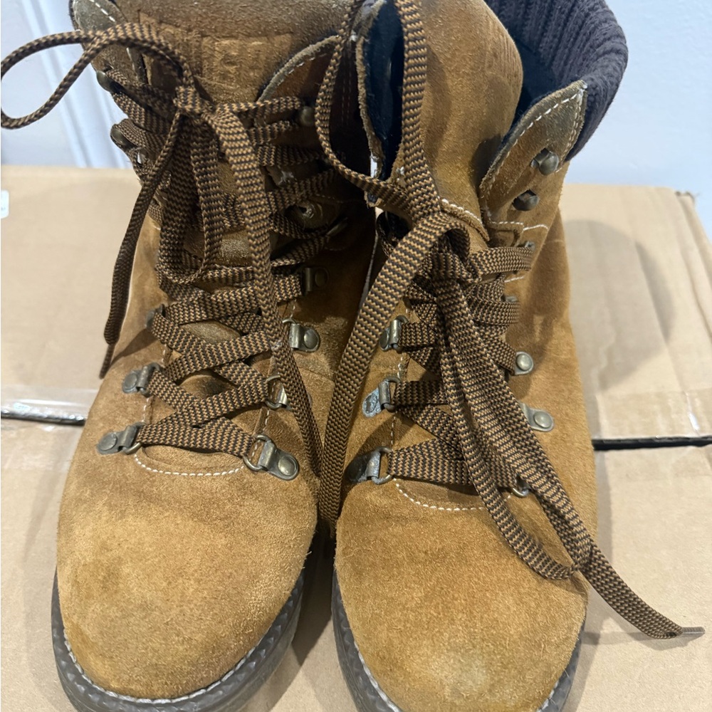 Cougar Black Apex Boots